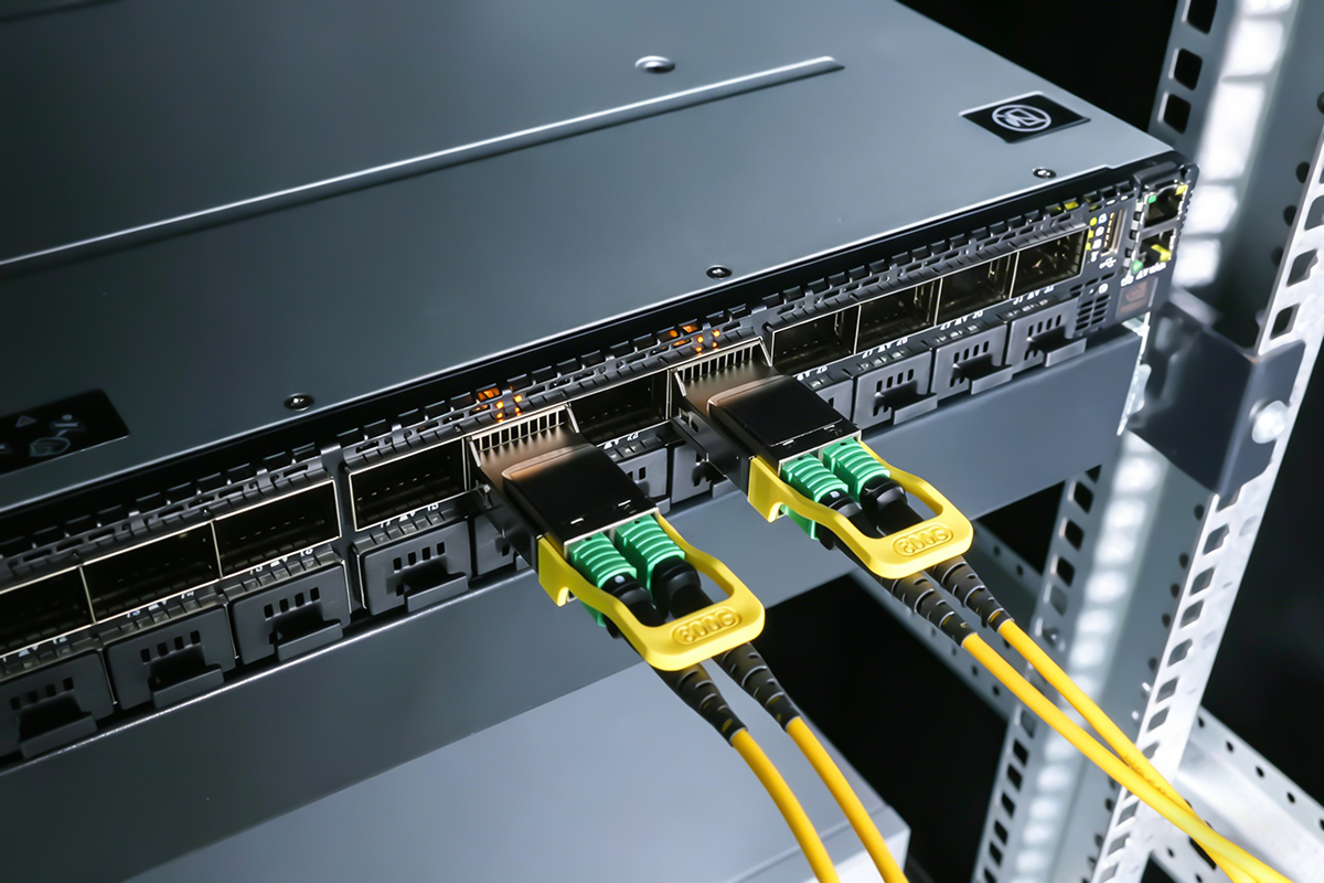 QT-OSFP-800G-2DR4-IHS compatibility test on NVIDIA QM9700